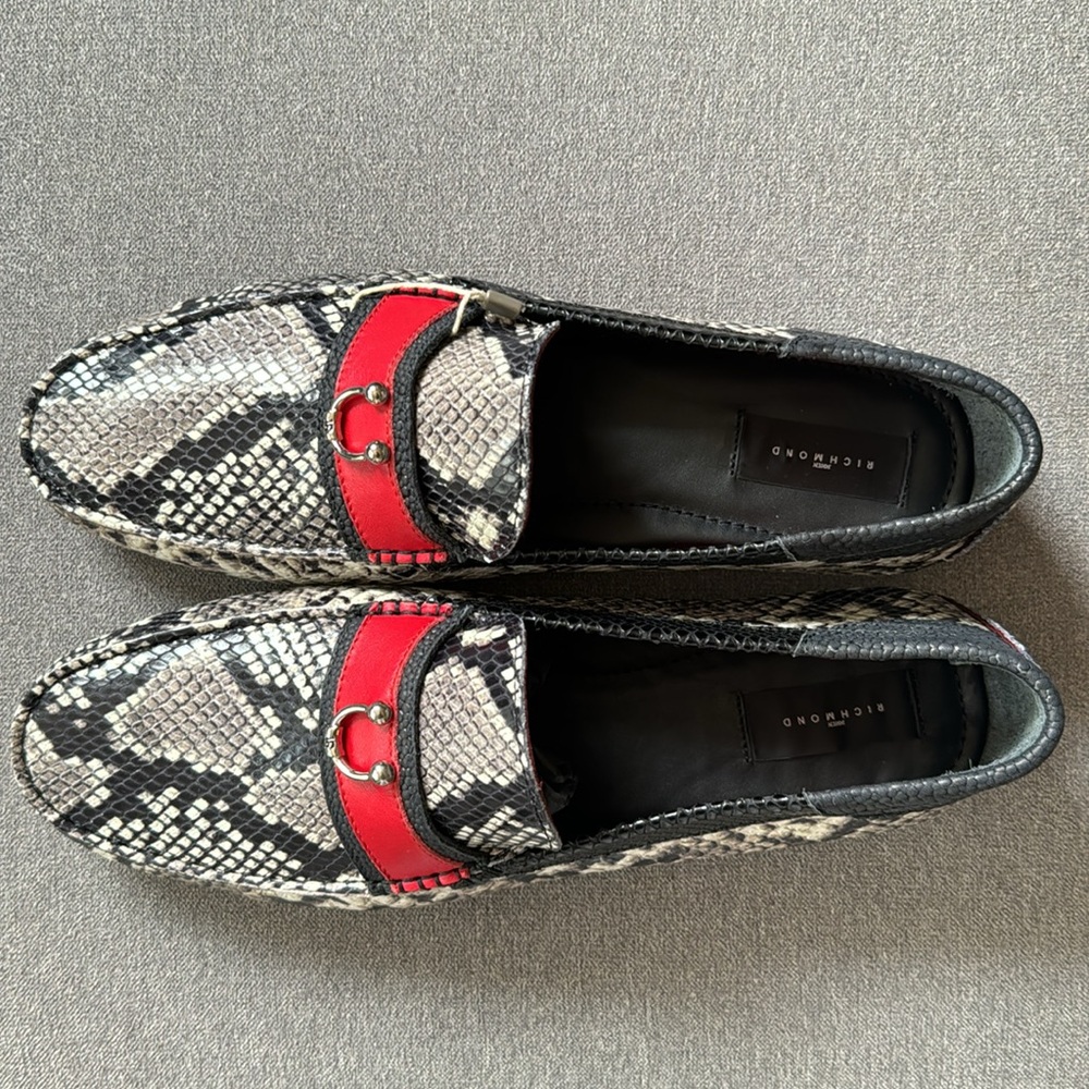 John Richmond python embossed drivers - Picture 2 of 13